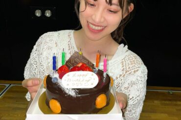 20
⁡
⁡
7月19日に20歳になりました！！！
⁡
当日は生誕祭もして、たくさんの方にお祝いして頂きました
たくさんの愛をたくさんの方に頂けて本当に幸せいっ...