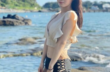 小さい時からずっと海大好き！
2枚目のおしりはそろそろ鍛えないとだな
.
海に行く機会があったので
やっとToTheSea着た
海映えするから持ってって正解だっ...