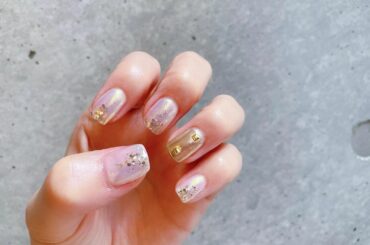 𝐍 𝐄 𝐖 
オーロラミラーかすきすぎるネイル
⁡
メインカラーのちがうオーロラミラーを重ねて
奥ゆきあるメタル感がベース
⁡
オーロラホロラメを垂らしてさら...