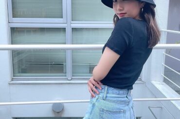 お仕事の関係で髪の毛暗くしました
一瞬のピンクだった
@__daiwoo さんが染めてくださいました
透明感ある色にしてくださったのでまた色が抜けるのも楽しみ
...