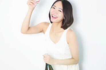 早くみんなで乾杯したいな〜
⁡
#portrait #japanesesake #sake #日本酒 #日本酒女子 
#一升瓶抱える女 
#ふふふ
#イベントと...