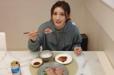 "自分の股下以上の魚を捌いてみた" YouTube投稿したよ︎【伊藤家の食卓】
.
まーた1人で釣りに行って
お持ち帰りして捌きました
.
前回たくさんのコメン...