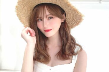 撮影で被った麦わら帽子
⁡
「可愛い！」って話したら、衣裳さんが
撮影終わりにプレゼントしてくれました
⁡
⁡
今年の夏は全然お出かけ出来なかったけど
来年はこ...