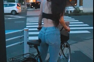 世界どこにいても、夏はいつもこんな感じ好きな服を着て、好きなものに乗って、好きなことをして、自分でいることを楽しむ♡
Wear what you want, r...