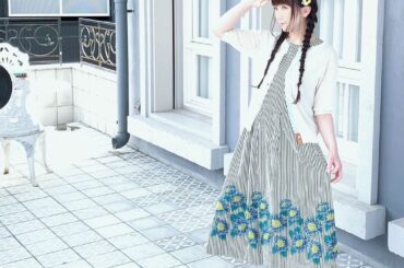 .
夏休み記念その31♪

昨日の全身バージョンです♪

ワンピースがひまわり柄です♪...