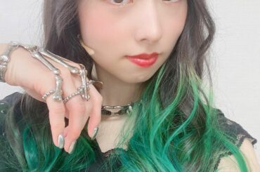 .
舞台マジムリ学園。初日を迎えることができ、
まずは5公演を走り抜けました！
観に来てくださった皆さまありがとうございました

ドラゴンです
右手のアクセサ...