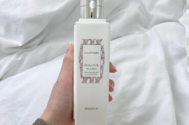 ・
お誕生日に貰いました。かわいい … 
ブレスレットはお母さんから
・...