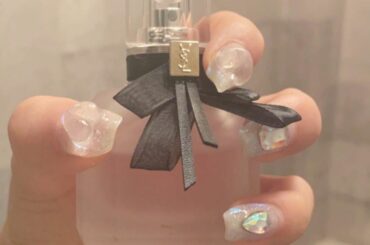 最近キラキラちゅるちゅる系の
ネイルハマってるの♡

@a.l.u.m_rin さん
いつもありがとうございます︎
#ジェルネイル...