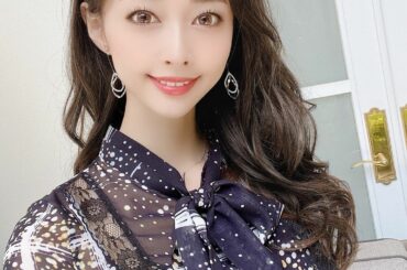 .
.
.
.
今日は @sbeautyclinic にて
レブライトをしてきました
.
シミやそばかす、毛穴やニキビ痕、ほくろなどに効果的なのと
レーザー照射...