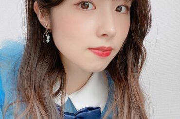 .
すっかりドラゴンカラーは抜けまして、
新しい毛先はラベンダーアッシュと申します
長さもまぁまぁ切りました！

アイドルモードに戻ってお仕事してます。

今...