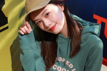 .
2021秋冬の『UT』から、アートやキャラクターコンテンツとコラボしたグラフィックスウェットなどが出るみたい！
レトロな色合いのスヌーピーコラボパーカーが可...