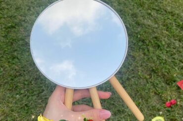 昨日の写真が好評で嬉しい〜
オシャピクした時に撮ったんだ！
@__nuibox ってところでレンタルして新宿御苑でできるよ
明日オシャピクの写真あげるね...