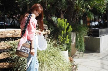 @valmuer_official のお洋服。
デニムがスタイル良く見えてピンクの羽織も可愛い♡
夏が終わってしまった....