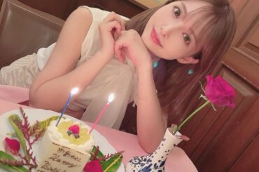 大好きなお友達がお祝いしてくれた

お仕事を一生懸命頑張ってるお友達といると
私も頑張ろうって思える
いつもありがとう︎

お揃いの可愛すぎるピアスもらったの
...