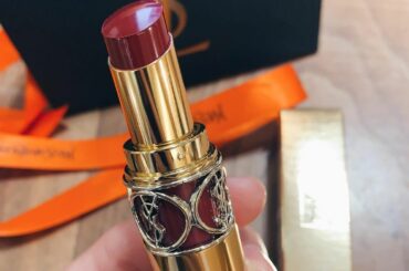 _

最近は久しぶりにyslのlipを。

@maasa_sudo から貰った
この色がお気に入り

茶色ベースの赤。
さすが、私の好きなテイストを分かってる
...