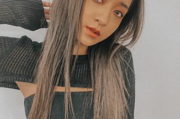 ．
さらさらストレートの日︎
(投稿し直し)...