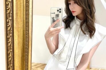 髪色暗くしました
⁡
色は #グレージュ
⁡
⁡
洋服は #harisonshop のワンピースです♡
⁡
ガーリー過ぎない感じで着たくて
最近はリボン結びはし...