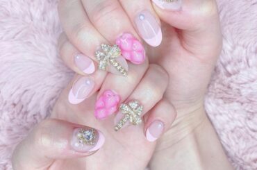 久しぶりにサロンでネイルして頂いて最強可愛い爪になった爪が可愛くて人生楽しい #newnails #リボンネイル #キルティングネイル...