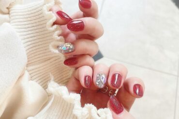 10月になったので秋ネイルです。

なんだかすごく大人っぽい爪になってドキドキしてます
中身も見合うようにしなくちゃだっ笑

#newnail #handna...