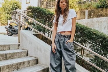 ．
腰パンちゃんです︎
実はこのパンツ一目惚れして
衣装買い取りしました♡笑...