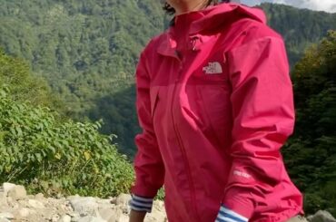 雨飾山6合目。休憩地点。
最高だ〜〜〜
さ、どこまでがおでこなのでしょーか？笑

#雨飾山 
#登山
#れい旅物語...