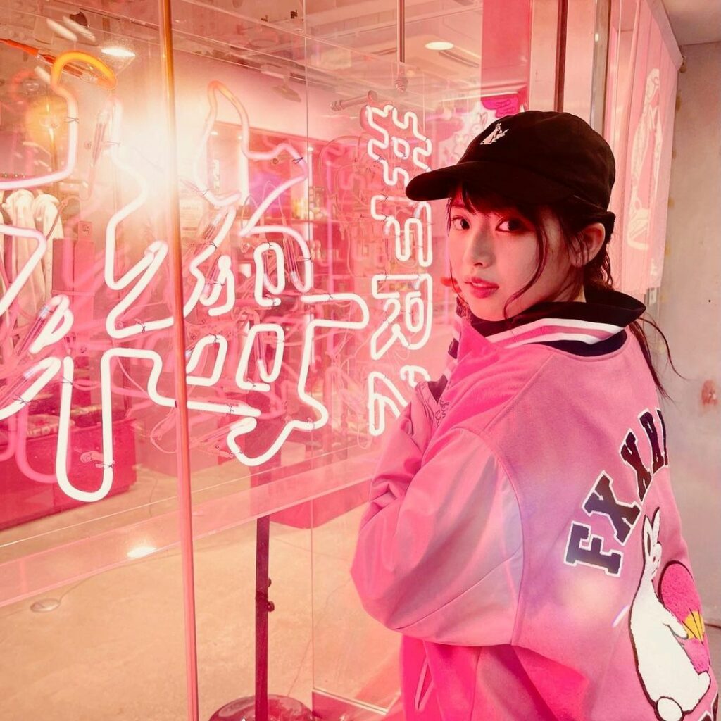 ストリート系女子 Moe Zine ストリート系女子 Moe Zine