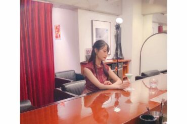 連載中 #ゆいたいむ
からのオフショット〜

本格的なバーだったので
ドキドキでした
インタビューも読んでね〜

#声優グランプリ さん...