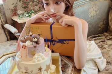 今年も @dazzy_official さんにお祝いして頂きました︎
いつもありがとうございます！！

昨年に引き続き @kitt.official さん可愛...