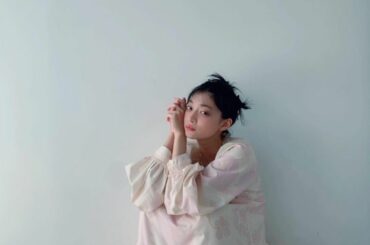 雑誌『ar』11月号載せて頂いてます
服もヘアメイクもスタジオも可愛くてときめきまくりました
舞台期間で集中し過ぎて、忘れてしまってた可愛いとか素敵とかを取り戻...