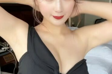 ⁡
まだ どこにも載せてないのを
リールで先に
⁡
⁡
#dance  #ダンス  #ワンピースビキニ 
#水着  #ビキニ  #プール  #pool
#リッツ...