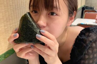 前まで昆布一択だったけど最近は辛子明太子が好き

マスクしてるからどこにでもすっぴんでいけちゃうプライベートでメイクする習慣どっか行っちゃったんだけどどうし...