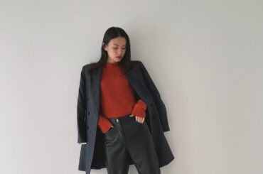 .

tops... @randeboo_official 
jacket... @zadigetvoltaire 
pants... @zara
shoes....