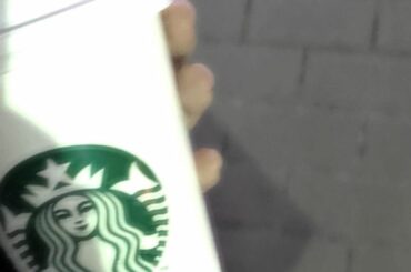 ホットな季節と思いきや普通にアイス頼んで凍えるぐらい寒くなったって話聞いてくれるかな？...