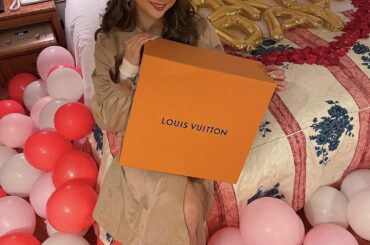 25歳になりました〜

沢山のお祝いありがとうございます
全部読んでるよ〜

改めてみんなからの愛を感じて
着いてきてくれてることに感謝してます……♡

そして...