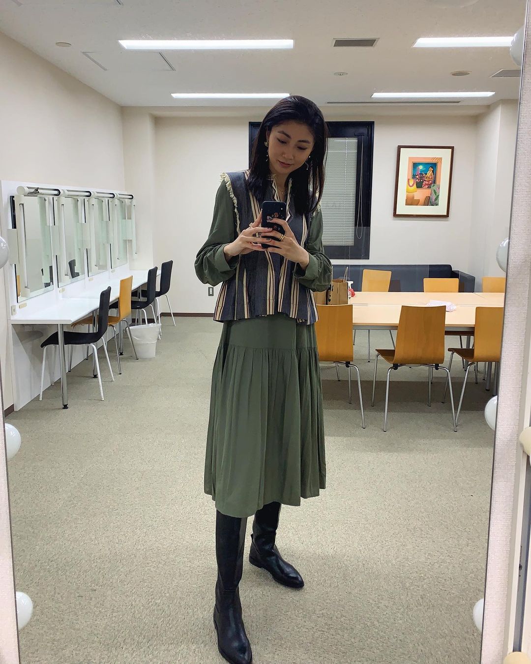 熊井友理奈 ここに来ると私服撮りがち Moe Zine