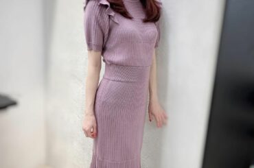 「お洋服どちらのですか？」とご質問いただきました
『RESEXXY』の新作のマーメイドニットワンピースです
夏にRESEXXYで購入したマーメイドワンピースすっ...