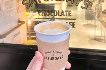 ︎.

札幌にある
【Saturdays Chocolate Factory Cafe】 @saturdayschocolate 
に伺いました♡

小雨が降っ...