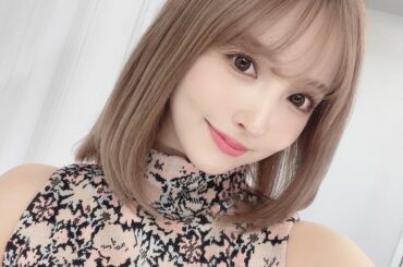 イベントのために
久しぶりにハイトーンにしたの
ハロウィンイベントに向けて

久しぶりにブリーチしたから
なんか新鮮だね
どうかな、どっちが好きかな笑

@lo...