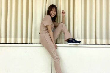 明日は久しぶりの劇場公演！
楽しみ〜

 #atmospink  #ニューバランス...