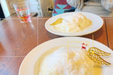 この間、お友達と“天使のオムライス”食べに行きました

お料理も美味しくて、
店内もすごく可愛くておしゃれで癒された~~

くまちゃんニットは @pivot...