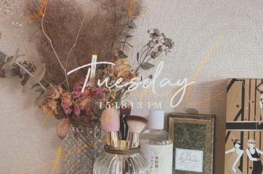 .
こんばんは！
さて、今年もあと1ヶ月ちょっとですね。
大掃除に向けて！
コスメスペースのお掃除をしています。

思ったより上手にできないのが、筆のお手入れ。...