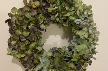 .
.
@amaki_flower 
またリース作ったよ︎
制作時間40分
慣れてきた…♩
後はユーカリで可愛くしました///
ひとつしかないよっgetしてね︎...