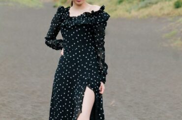 #ヤングチャンピオン グラビア表紙
発売中です。
.
.
見た？︎

#マネージャー二宮カメラ...