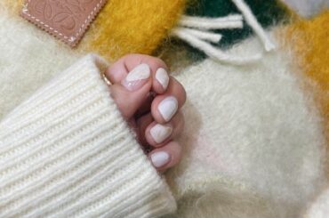 Newnail

今はアイボリーが気分です。
4色混ぜて作ったカラーが
可愛すぎる…

@nail69aya 
@function_nails 

#nail ...