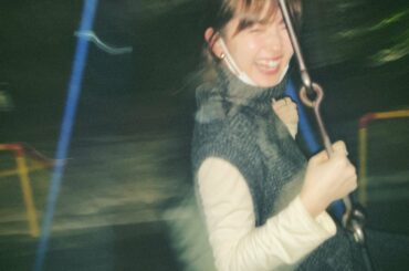 ︎ ちょっと前に紗絵と夜の公園

#撮影帰りに
#帰るの名残惜しくて公園探して行ってきた
#ブランコなんていつぶりだろ

#photoby岡崎...