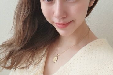 .
昨日は人生初の水玉リフティング
クレンジングしてもらって
2つの強さでそれぞれ違う層にアプローチしてもらいました
これによってお肌が柔らかくなって肌の水分量...