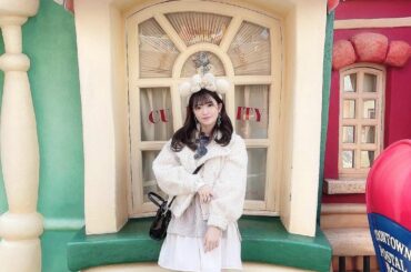 カチューシャに合わせて真っ白でしたっ
サングラスは姉上のお借りしました笑

#disney #disneyland #tokyodisneyland #fas...