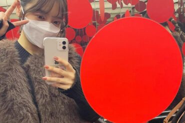 この前ストーリーにも投稿してた
#草間彌生美術館 の写真です♡
⁡
実はここ全面鏡貼りのエレベーターなんです！！！
⁡
エレベーターまでお洒落に作らていて
本当...