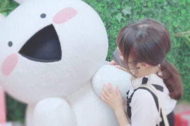 ・
・
・


結構前の写真なのですが、可愛いうさぎちゃんが居たから一緒に撮りました

このうさぎちゃん、何だか好きなんですよ〜！！(≧ω≦)
可愛くないですか...