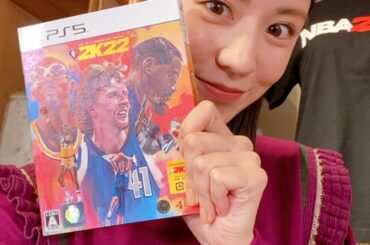 『NBA 2K22』の
動画企画に参加しました

題して、
“真のNBAファンなら全問正解！？
クイズに答えて、伝説のプレイをやってみた～！”
ということで、ク...
